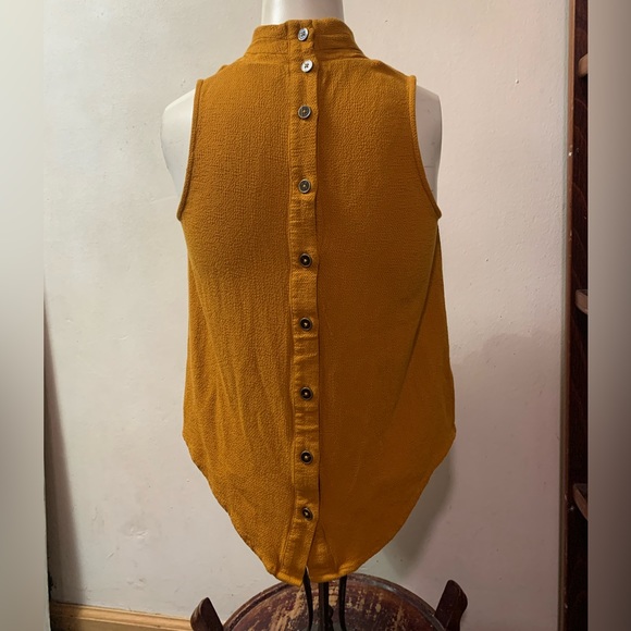 Maeve by Anthropologie Adair Button Back Blouse - Picture 4 of 8